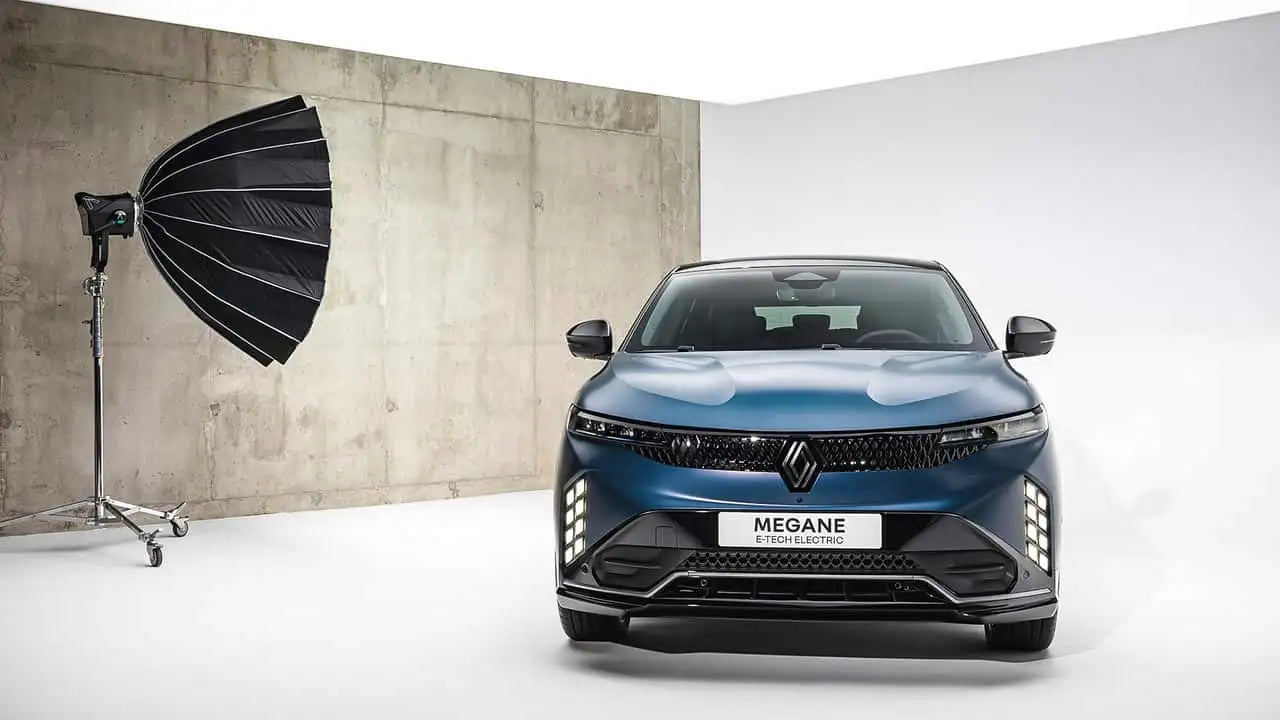 Yeni Megane E-Tech Şarj Süresi, Maliyeti ve En İyi Ev Tipi Şarj İstasyonları